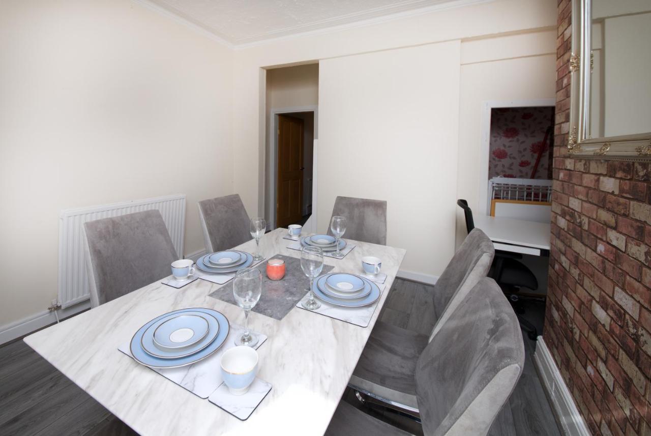 Crystal House 10Min To Manchester City Centre Ideal For Work And Leisure Eksteriør bilde